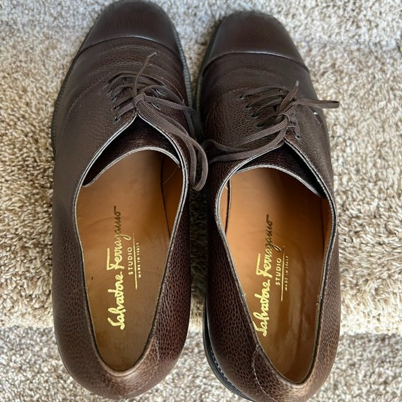 Salvatore Ferragamo Men\'s Brown Brown Pebbled Leather Oxford Shoes - main image 7